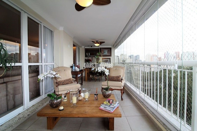 Apartamento com 4 Quartos à Venda, 223 m² em Morumbi - São Paulo