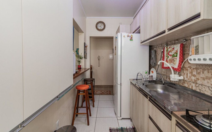 Imagem Imóvel com 2 Quartos à Venda, 57 m² em Menino Deus - Porto Alegre Imagem Imóvel com 2 Quartos à Venda, 57 m² em Menino Deus - Porto Alegre