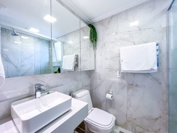 Imagem Cobertura com 3 Quartos à Venda, 249 m² em Petrópolis - Porto Alegre