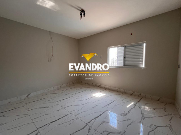 Imagem Casa com 3 Quartos à Venda, 720 m² em Santa Cruz - Cuiabá Imagem Casa com 3 Quartos à Venda, 720 m² em Santa Cruz - Cuiabá
