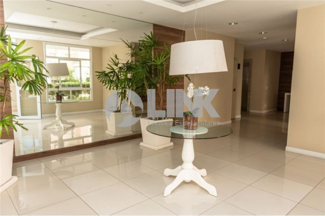 Imagem Apartamento com 3 Quartos à Venda, 105 m² em Passo Da Areia - Porto Alegre