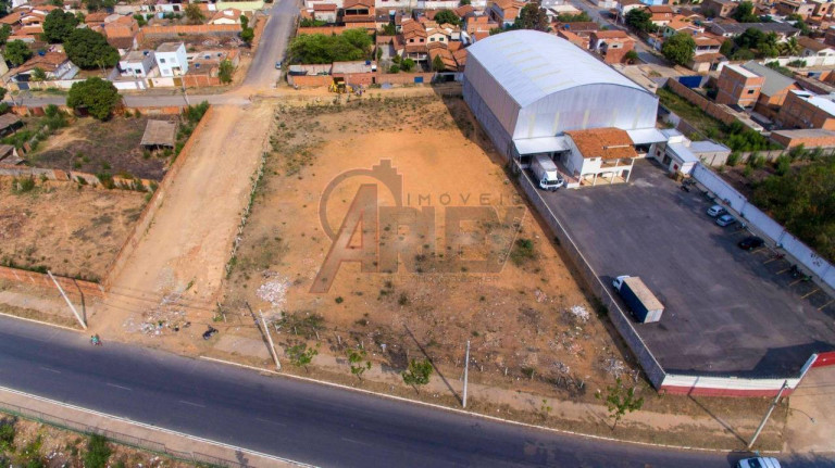 Imagem Terreno à Venda, 4.163 m² em Alice Maia - Montes Claros Imagem Terreno à Venda, 4.163 m² em Alice Maia - Montes Claros