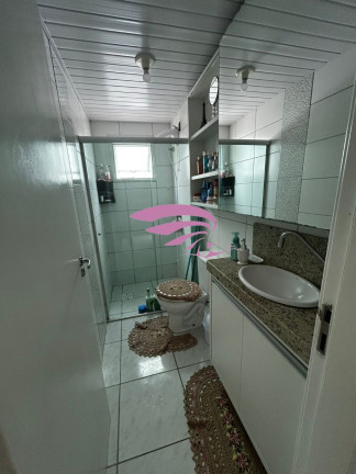 Imagem Imóvel com 2 Quartos à Venda, 49 m² em Centro - Laguna Imagem Imóvel com 2 Quartos à Venda, 49 m² em Centro - Laguna