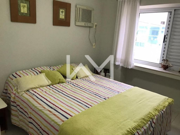 Imagem Imóvel com 5 Quartos à Venda, 230 m² em Enseada - Guarujá Imagem Imóvel com 5 Quartos à Venda, 230 m² em Enseada - Guarujá