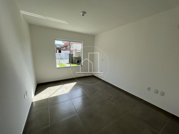 Imagem Casa com 3 Quartos à Venda, 185 m² em São João Do Rio Vermelho - Florianópolis Imagem Casa com 3 Quartos à Venda, 185 m² em São João Do Rio Vermelho - Florianópolis