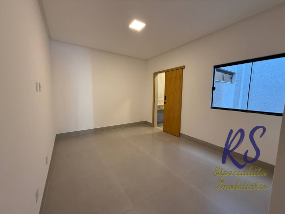 Imagem Casa com 3 Quartos à Venda, 111 m² em Residencial Hugo De Moraes - Goiânia Imagem Casa com 3 Quartos à Venda, 111 m² em Residencial Hugo De Moraes - Goiânia