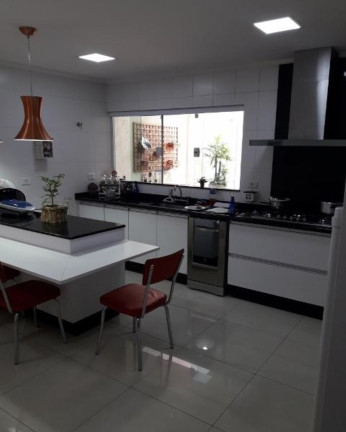 Imagem Sobrado com 4 Quartos à Venda, 175 m² em Vila Monumento - São Paulo