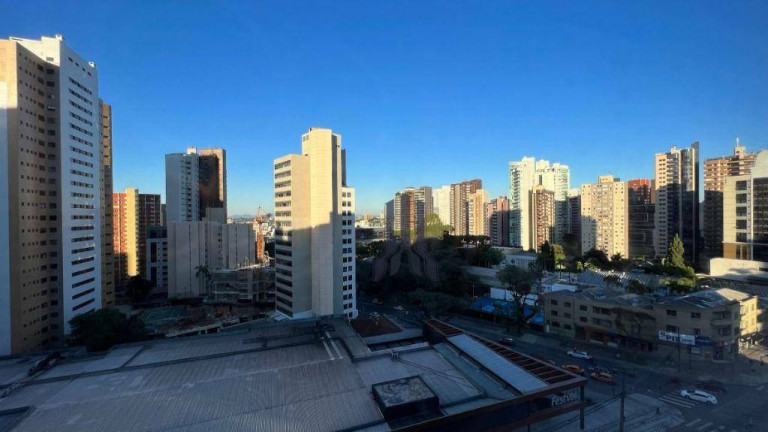 Imagem Sala Comercial para Alugar, 69 m² em água Verde - Curitiba Imagem Sala Comercial para Alugar, 69 m² em água Verde - Curitiba