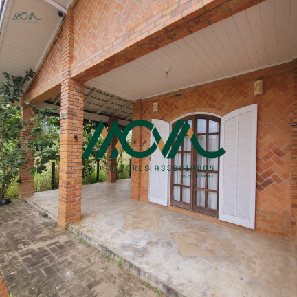 Imagem Casa com 3 Quartos à Venda, 118 m² em Brandalize - Itapoá
