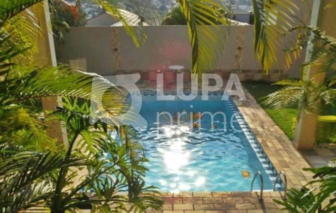 Imagem Casa com 4 Quartos à Venda, 440 m² em Vila Santista - Atibaia Imagem Casa com 4 Quartos à Venda, 440 m² em Vila Santista - Atibaia