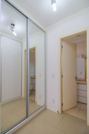 Imagem Imóvel com 3 Quartos à Venda,  em Hípica - Porto Alegre