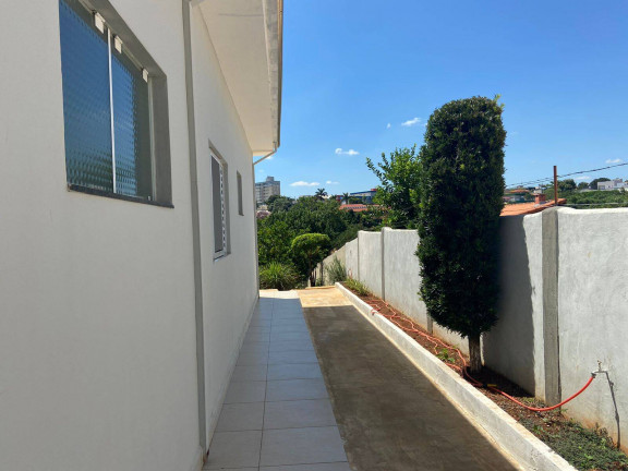 Imagem Chácara com 3 Quartos à Venda, 150 m² em Centro - Boituva
