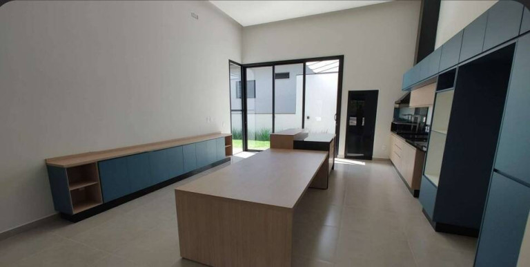 Imagem Casa de Condomínio com 3 Quartos à Venda, em Bragança Paulista Imagem Casa de Condomínio com 3 Quartos à Venda, em Bragança Paulista