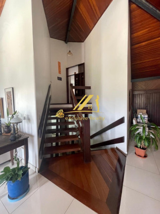 Imagem Imóvel com 4 Quartos à Venda, 350 m² em Candeal - Salvador Imagem Imóvel com 4 Quartos à Venda, 350 m² em Candeal - Salvador