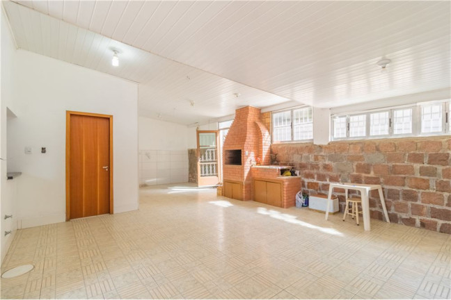 Imagem Casa com 5 Quartos à Venda, 150 m² em Partenon - Porto Alegre