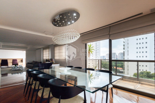 Imagem Imóvel com 3 Quartos à Venda, 389 m² em Moema - São Paulo Imagem Imóvel com 3 Quartos à Venda, 389 m² em Moema - São Paulo