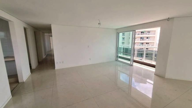Imagem Apartamento com 3 Quartos à Venda, 245 m² em Meireles - Fortaleza Imagem Apartamento com 3 Quartos à Venda, 245 m² em Meireles - Fortaleza
