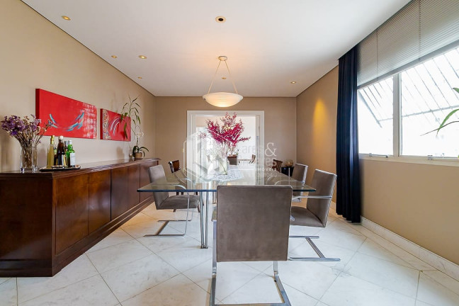 Imagem Apartamento com 3 Quartos à Venda, 303 m² em Santa Cecília - São Paulo