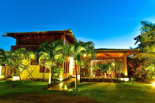 Casa com 5 Quartos à Venda,  em Piscinas Naturais - Mata De São João