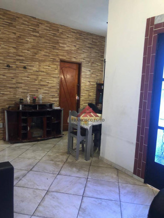 Imagem Casa com 3 Quartos à Venda, 212 m² em Santa Catarina - São Gonçalo