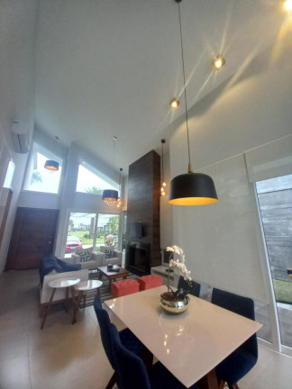 Imagem Casa com 4 Quartos à Venda,  em Parque Antartica - Capao Da Canoa
