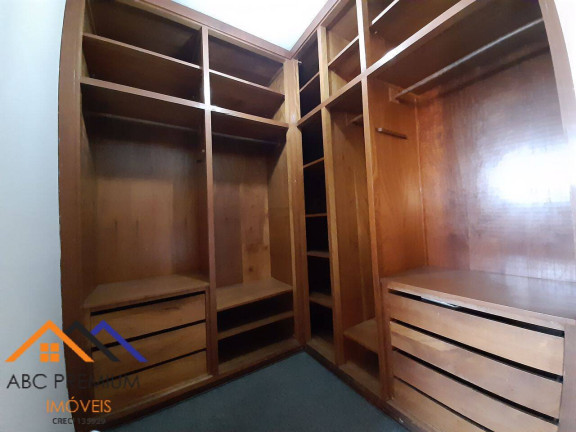 Imagem Sobrado com 3 Quartos à Venda, em Vila Scarpelli - Santo André Imagem Sobrado com 3 Quartos à Venda, em Vila Scarpelli - Santo André