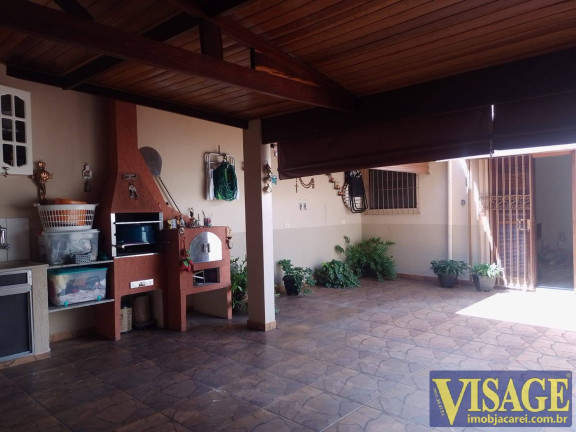 Imagem Casa com 3 Quartos à Venda, 231 m² em Centro - Jacareí