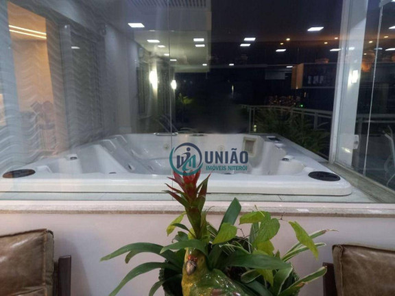 Imagem Cobertura com 4 Quartos à Venda, 264 m² em Camboinhas - Niterói