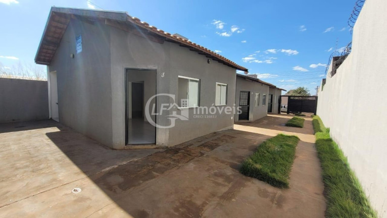 Imagem Casa com 2 Quartos à Venda, 47 m² em Coronel Antonino - Campo Grande