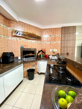 Casa com 4 Quartos à Venda, 246 m² em Valparaíso - Patos De Minas