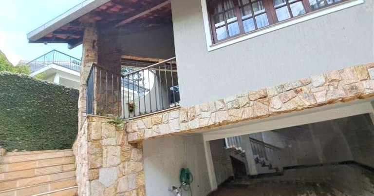 Casa com 3 Quartos à Venda, 472 m² em Tijuca - Teresópolis