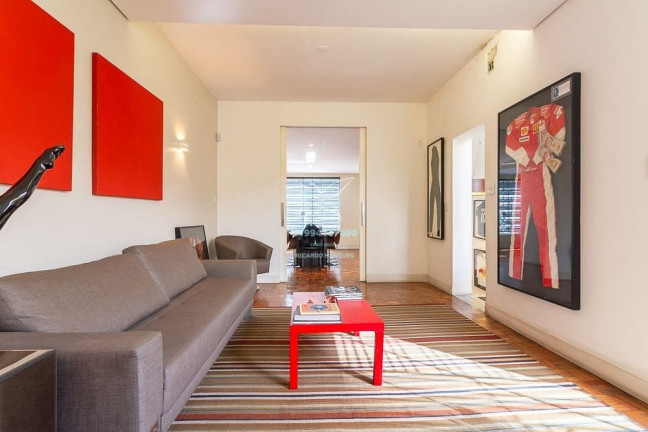 Imagem Casa com 5 Quartos à Venda, 398 m² em Pacaembu - São Paulo Imagem Casa com 5 Quartos à Venda, 398 m² em Pacaembu - São Paulo