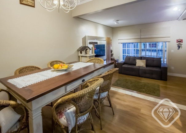 Imagem Casa com 3 Quartos à Venda, 159 m² em Tristeza - Porto Alegre Imagem Casa com 3 Quartos à Venda, 159 m² em Tristeza - Porto Alegre