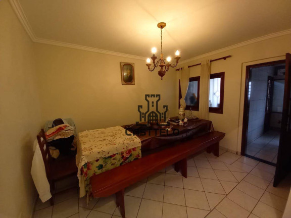 Imagem Sobrado com 4 Quartos à Venda, 183 m² em Industrial - Londrina