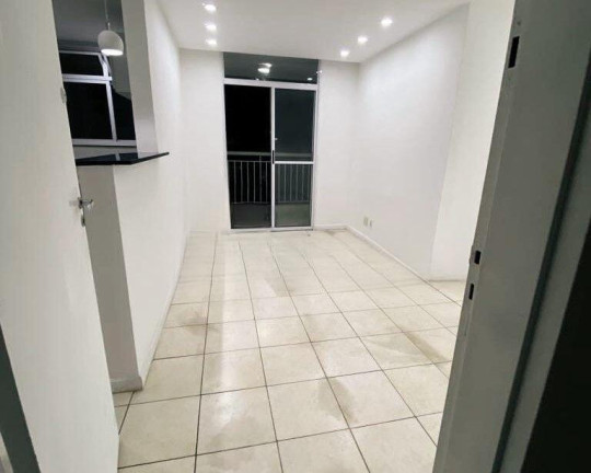 Imagem Apartamento com 2 Quartos à Venda, 53 m² em Anil - Rio De Janeiro