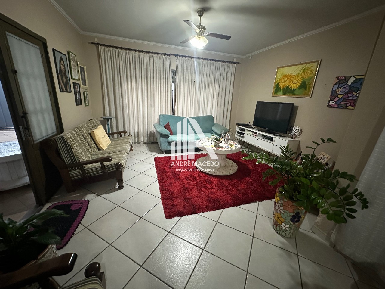 Casa com 3 Quartos à Venda, 145 m² em Jardim Taguá - Estiva Gerbi