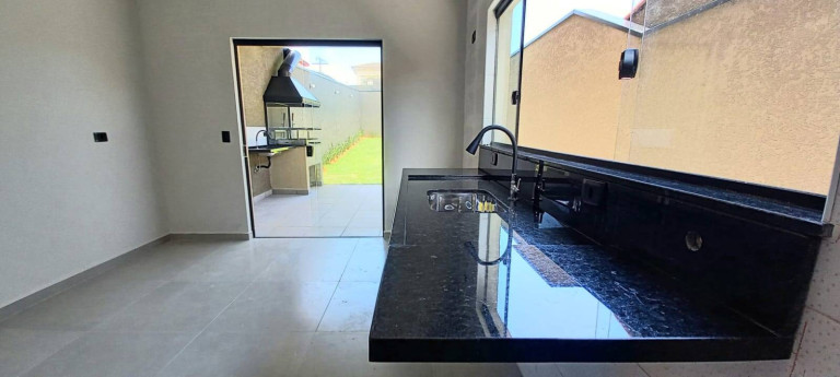 Imagem Sobrado com 3 Quartos à Venda, 170 m² em Alvinópolis - Atibaia