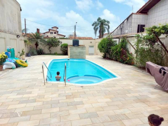 Imagem Casa com 6 Quartos à Venda, 674 m² em Cidade Nova Peruibe - Peruíbe