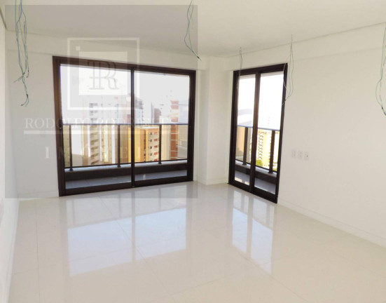 Imagem Apartamento com 3 Quartos à Venda, 235 m² em Meireles - Fortaleza Imagem Apartamento com 3 Quartos à Venda, 235 m² em Meireles - Fortaleza