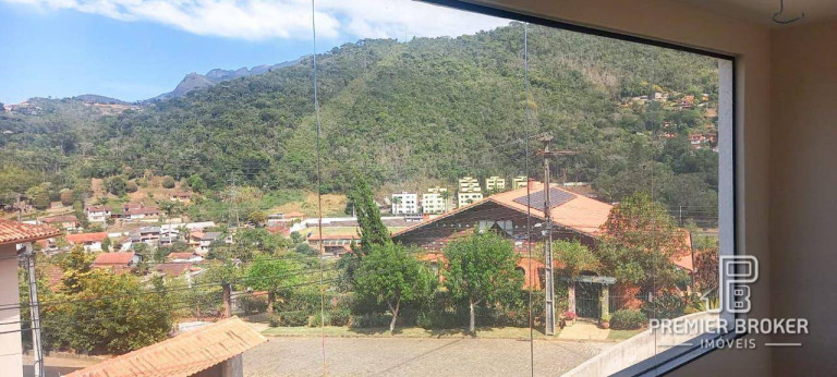 Imagem Casa com 5 Quartos à Venda, 410 m² em Golfe - Teresópolis
