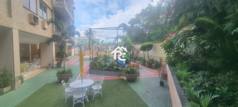 Imagem Apartamento com 2 Quartos à Venda, 75 m² em Centro - Niterói Imagem Apartamento com 2 Quartos à Venda, 75 m² em Centro - Niterói