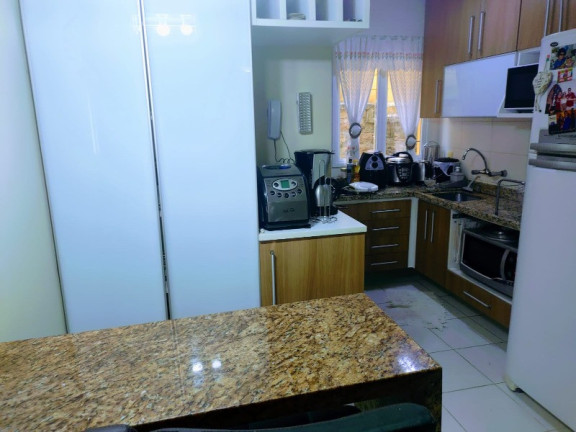 Imagem Sobrado com 3 Quartos à Venda, 117 m² em Alto Petropolis - Porto Alegre