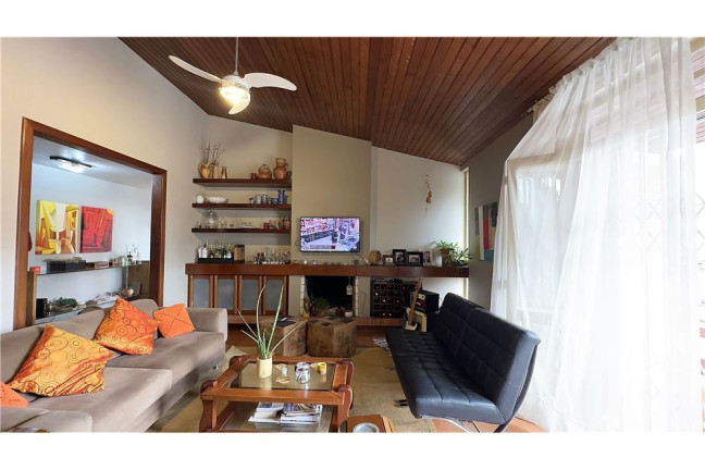 Imagem Casa com 3 Quartos à Venda, em Passo Da Areia - Porto Alegre Imagem Casa com 3 Quartos à Venda, em Passo Da Areia - Porto Alegre