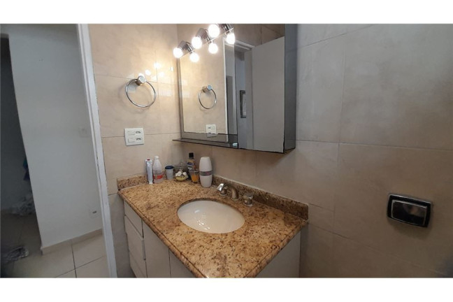 Imagem Imóvel com 3 Quartos à Venda, 76 m² em Moema - São Paulo