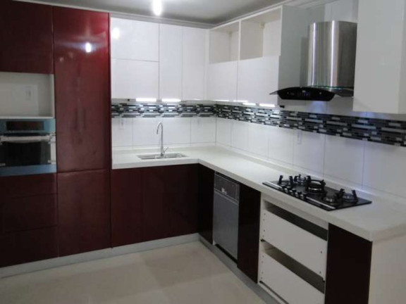 Imagem Casa com 3 Quartos à Venda, 200 m² em Costa Azul - Rio Das Ostras Imagem Casa com 3 Quartos à Venda, 200 m² em Costa Azul - Rio Das Ostras