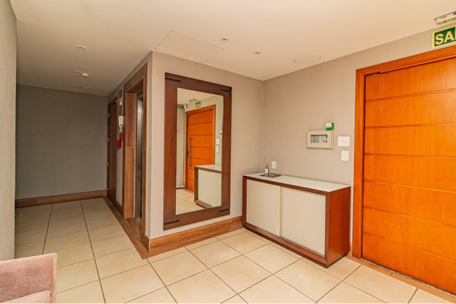Imagem Apartamento com 2 Quartos à Venda, 78 m² em Santana - Porto Alegre Imagem Apartamento com 2 Quartos à Venda, 78 m² em Santana - Porto Alegre