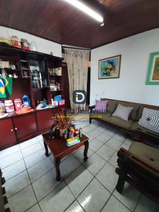 Imagem Casa com 3 Quartos à Venda, 400 m² em Caturrita - Santa Maria