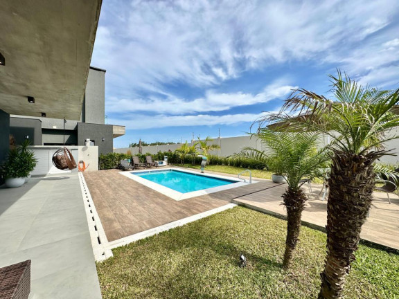 Imagem Casa com 5 Quartos à Venda, 349 m² em Condomínio Costa Serena - Capão Da Canoa Imagem Casa com 5 Quartos à Venda, 349 m² em Condomínio Costa Serena - Capão Da Canoa