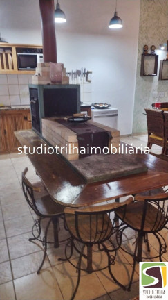 Imagem Casa com 4 Quartos à Venda, em Pereque - Ilhabela Imagem Casa com 4 Quartos à Venda, em Pereque - Ilhabela