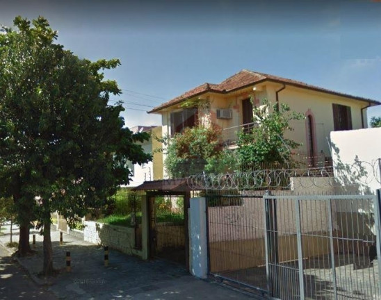 Imagem Casa com 3 Quartos à Venda, 529 m² em Medianeira - Porto Alegre Imagem Casa com 3 Quartos à Venda, 529 m² em Medianeira - Porto Alegre